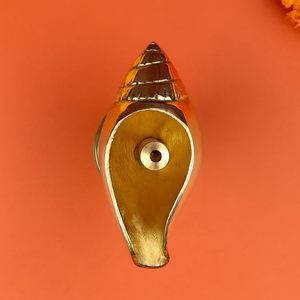 Brass Akhand Diya Shankh Shape Traditional Brass Deepak Vilakku for Diwali Lakshmi Pooja <b>Oil</b> <b>Lamp</b> for Home Temple Gifting - Product Image 5