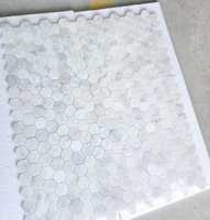 Mosaïques Nid d'Abeille 2025 30,5x30,5cm en Marbre Blanc de Carrare, Pierres Naturelles de 5cm, Motif Fabriqué en Turquie, Luxe Moderne pour Salle à Manger et Salle de Bain