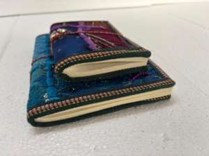 Diario Hecho a Mano con Tela de Sari Bordada y Estampada, con 100 Hojas, Diseño Vintage de Patchwork para Escribir y Regalar - Product Image 2