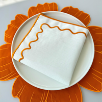 Serviettes en lin 100% brodées à la main, avec bord festonné, ensembles de sets de table pour une décoration élégante de table de dîner de mariage ou de banquet
