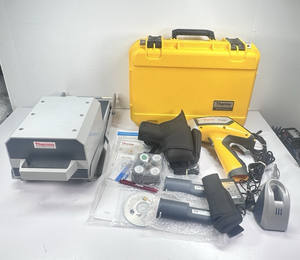 Analizador XRF Thermo Scientific Niton XL2 600 completamente nuevo para metales preciosos con soporte móvil. - Product Image 1
