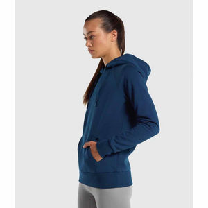 Sudadera con capucha de lana gruesa para mujer, OEM personalizada al por mayor, transpirable, estampado, ajuste regular, para las estaciones de otoño e invierno, hecha en Pakistán - Product Image 2