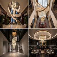 Grand lustre commercial en cristal, suspension spirale dorée moderne pour hall d'hôtel, restaurant, escalier et projets.