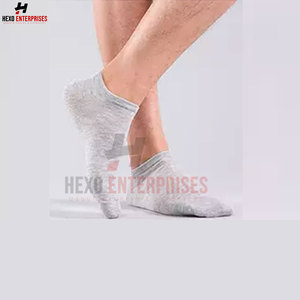 Nouvel arrivage de chaussettes courtes en coton de haute qualité pour homme Chaussettes courtes respirantes pour homme et bateau Chaussettes courtes confortables et décontractées - Product Image 3