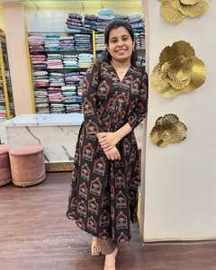 Vestido largo con cuello de pico para mujer, elegante vestido largo con estampado Floral, estilo plisado de verano para fiesta, proveedor mayorista a granel - Product Image 2