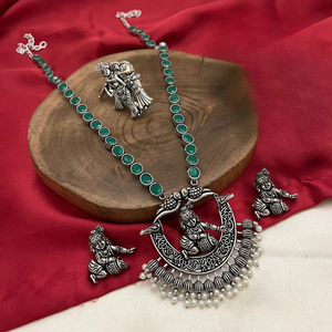 Conjuntos de collar y aretes oxidados Diseños únicos hechos a mano Inspirados en la herencia india Perfectos para uso étnico y festivo - Product Image 4