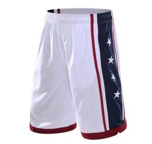 Short de basket-ball imprimé sur mesure Low OEM avec broderie Tissu en polyester respirant et évacuant l'humidité-Vêtements de sport élégants - Product Image 6