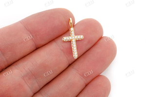Clásico VVS Moissanite Cruz colgante oro amarillo personalizado joyería religiosa venta al por mayor fe inspirado brillo colgante al por mayor - Product Image 4