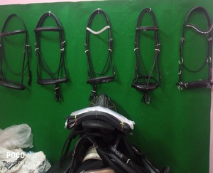 Ensemble de matériel d'équitation Bride faite à la main en cuir véritable pour le confort Top vente abordable équipement d'équitation Tack Set - Product Image 6