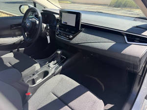 Toyota Corolla LE 2025 d'occasion en excellent état - Product Image 4
