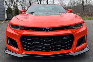 รถคามาโร ZL1 คูเป้ ปี 2024 สภาพดี ใช้งานน้อย 75001 ไมล์ 100000 ไมล์  เกียร์ธรรมดา 6 สปีด เครื่องยนต์ซูเปอร์ชาร์จ V8 พวงมาลัยซ้าย เบาะหนัง ไม่ได้ดัดแปลง - Product Image 4