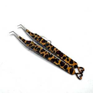 แหนบสำหรับต่อขนตาพิมพ์ลายเสือดาวแบบบาง90องศาอุปกรณ์เสริมความงามแหนบสเตนเลสพิมพ์โลโก้ตามสั่ง - Product Image 1