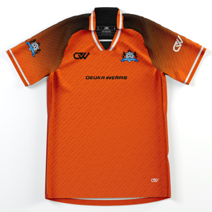 Venta al por mayor de camisetas de fútbol de diseño personalizado con cuello en V sublimación de tela de malla impresa logotipo del equipo personalizado nombre y número del jugador - Product Image 1