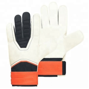 Gants de gardien de but de football rouge en latex naturel Pakistan, protection des doigts, design personnalisé, marque NL-1 - Product Image 3