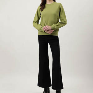 Sudadera Oversize de Algodón 100% con Cuello Redondo para Mujer Diseño de Manga Larga con Logotipo Frontal para Temporada de Invierno - Product Image 4