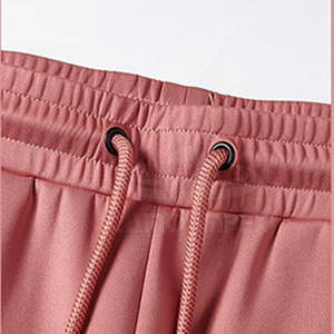 Survêtement élégant à fermeture éclair coupe ajustée pour l'hiver à col à capuche fabriqué au Pakistan pour la vente en ligne - Product Image 6