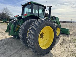 2018 Johnn De-ERE 6155M Tractor Compact en venta - Product Image 4
