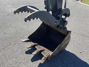 Mini-Excavatrices à Vendre (Jusqu'à 12 000 Livres) DEERE 35G - Product Image 3