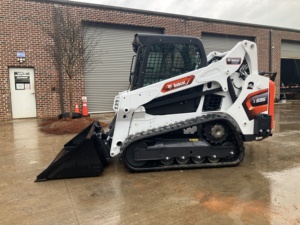 Chargeuse compacte sur pneus Bobcat T870 2022 avec moteur diesel Yanmar, PLC, haute efficacité opérationnelle, moteur, boîte de vitesses, roulement et pompe - Product Image 4