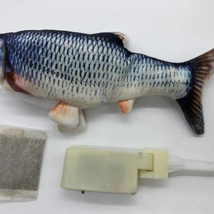 Juguete Interactivo Clásico y Ecológico para Gatos, Bola Pequeña de Catnip con Forma de Pez para Gatos y Perros, Hecho de Material de Algodón y Plástico para Mascotas - Product Image 4