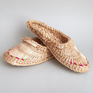 Sandalias de Jacinto de Agua Hechas a Mano de Primera Calidad en Varios Tamaños, Sandalias y Pantuflas al por Mayor - Product Image 4