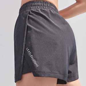 Pantalones cortos de yoga y fitness para mujer, ropa de gimnasio sin costuras con logotipo personalizado - Product Image 3