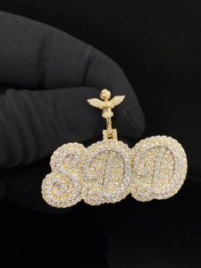 Fabricante de Joyería de Colgantes de Acero Inoxidable Personalizados con Diamantes de Imitación Estilo Hip Hop - Product Image 4