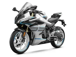 Nuevo modelo 2026 con motor bicilíndrico en paralelo de 450SS, ligero y disponible - Product Image 1