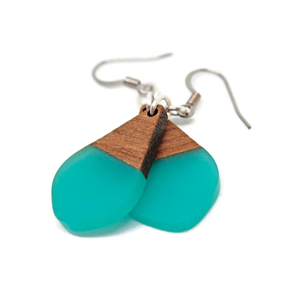 Boucles d'oreilles en résine et bois faites à la main pour femmes et filles à utiliser pour les articles de fête au meilleur prix - Product Image 6