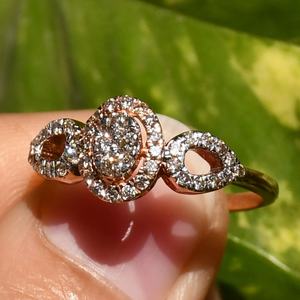 แหวนเพชรแท้ทองคำแท้ 14K และ 18K สำหรับผู้หญิง ดีไซน์เหนือกาลเวลา พร้อมใบรับรองความแท้จากผู้ที่สาม - Product Image 6