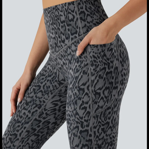 Femmes taille haute serré solide jambes évasées Spandex/Nylon Yoga Leggings-Logo personnalisé Fitness Sportswear évasé femmes Leggings - Product Image 3