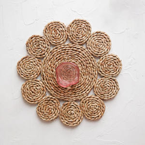 แผ่นรองจานหญ้าทะเลขอบหยัก คุณภาพเยี่ยม ผลิตจากหญ้าทะเลธรรมชาติโดยตรงจากโรงงาน - Product Image 2