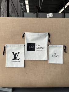 Sac pochette en coton écologique lavable minimaliste naturel fermeture à cordon de serrage à coutures solides pour emballage cadeau promotionnel - Product Image 2