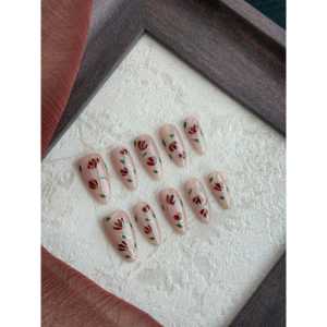 Autocollants pour ongles à presser motif rose et floral, design élégant et durable, pour un nail art stylé - Product Image 1