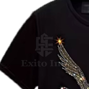 เสื้อยืดประดับเพชรแบบกำหนดเองยอดนิยมสำหรับผู้ชาย ผ้าฝ้าย 100% คุณภาพสูง ระบายอากาศได้ดี พร้อมโลโก้แบบกำหนดเอง - Product Image 3