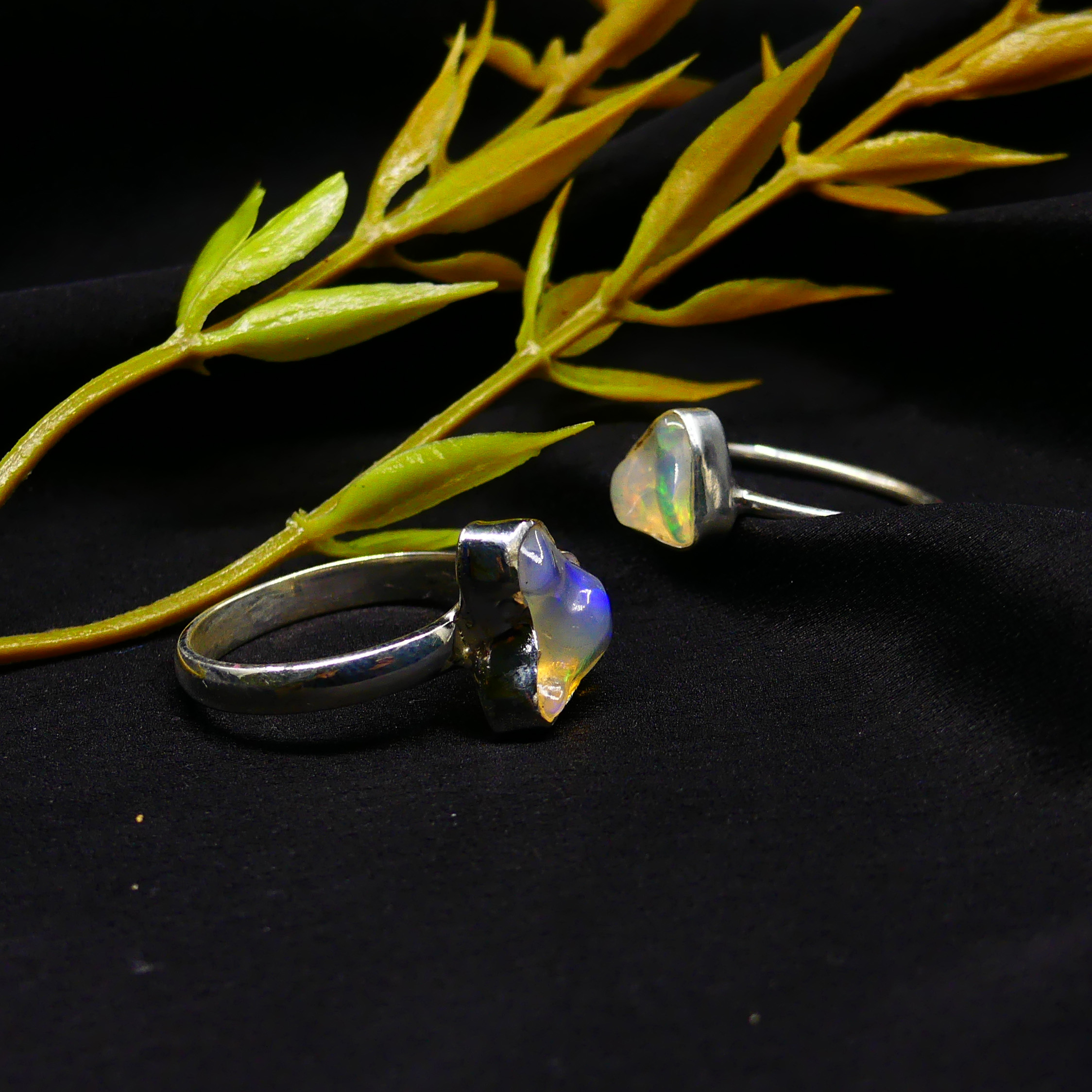 สีเหลือง