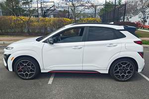 Hyundai Kona N Turbo 2022 Usado, 4 Cilindros, Diferencial de Deslizamiento Limitado, Sin Modificar - Product Image 2