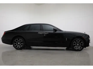 Auto Usado de Buena Calidad, Sedán Compacto de Lujo Negro 2024, 12 Cilindros Turbo, Tracción en las Cuatro Ruedas, Gasolina, Automático, Asientos de Cuero, Techo Panorámico, 360 - Product Image 4