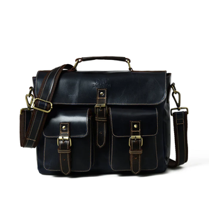 Bolso Minimalista para Portátil de Cuero Genuino Hecho con Cuero 100% Puro que Ofrece un Perfil Elegante y Almacenamiento Funcional - Product Image 5