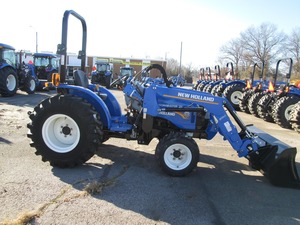 Tractor Mini Holland Workmaster 25 4WD con Tracción en las Cuatro Ruedas, Nuevo y Usado, con Larga Vida Útil Disponible - Product Image 4