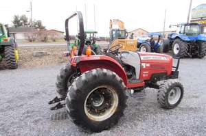 Tracteur Massey Ferguson 1552 60 CV pour l'agriculture et l'élevage avec protection de calandre pour la récolte du grain et du maïs - Product Image 4