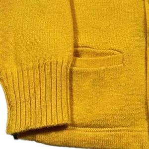 Women's Solid Light Yellow V-Neck Superfine Merino Wool Plus Size Breathable Sweater High Quality OEM Custom Winter Fashion - Product Image 3