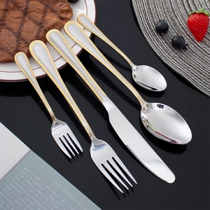 Ensemble de couverts minimaliste en acier inoxydable finition argent pour la salle à manger à domicile, les repas formels, les restaurants, les hôtels et les événements, utilisation sur table - Product Image 6