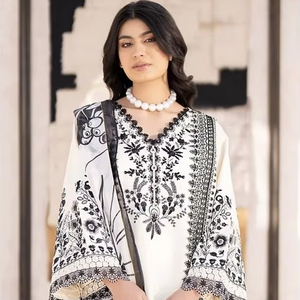 Conjunto de ropa de fiesta de diseñador Pure Chinon Silk Kurta Plazzo & Dupatta - Product Image 1