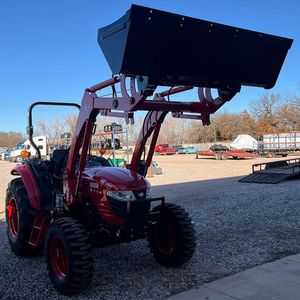 Tractor Mahindra bastante usado/nuevo con buena calidad y todos los accesorios disponibles a la venta a precios asequibles - Product Image 4