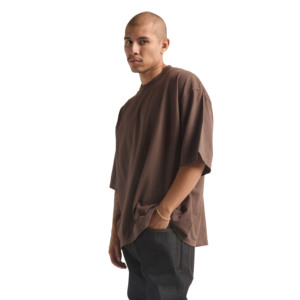 Camiseta de algodón 100% de peso pesado personalizada de alta calidad con hombros caídos, ropa de calle informal OEM para hombre en colores personalizados - Product Image 2