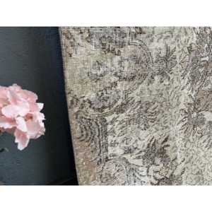 5.1x8.1 ft Large Vintage Turkish Rug, <b>Brown</b> Floral <b>Wool</b> Rug - Product Image 4