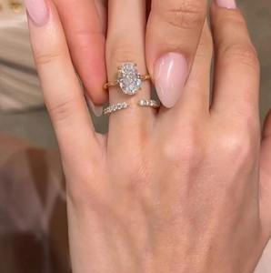 Anillo de Diamante Moissanita de Oro Sólido de 10K de Calidad Premium para Compromiso y Boda, Disponible para Suministro Mundial - Product Image 3