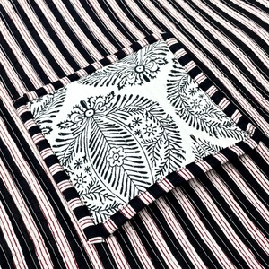 Sac fourre-tout élégant gris à imprimé géométrique pour femmes Accessoire en coton écologique pour toutes les occasions Sac à main polyvalent de tous les jours - Product Image 4