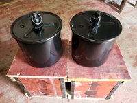 Bidons et barils de stockage en acier NMF gris-noir haute pureté 99,999 % pour liquides corrosifs industriels, modèle 34,5 kg